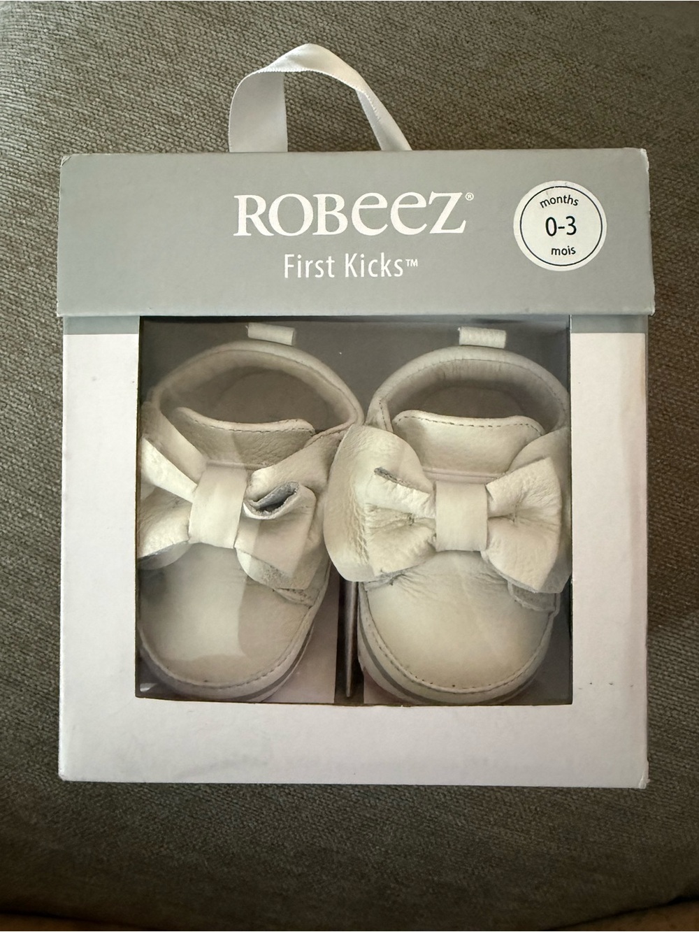 Robeez Baby Bow Soft Moccasins - White
